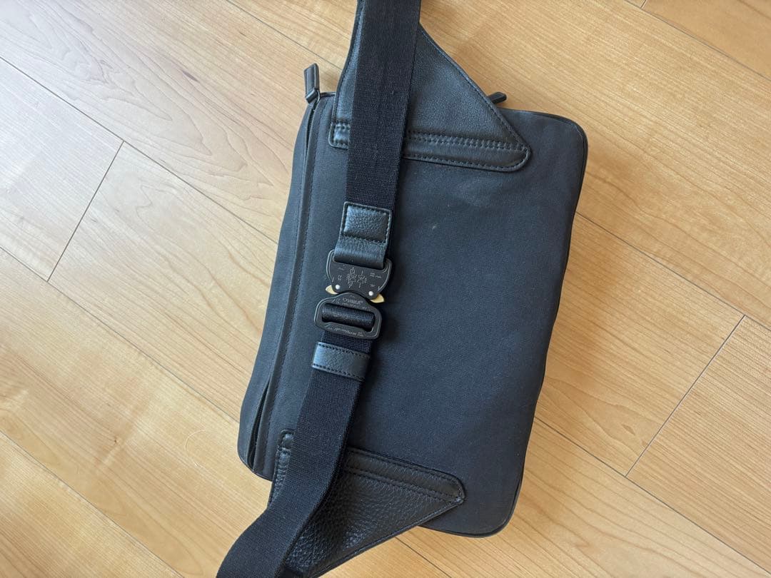 objcts.io ショルダーバッグ