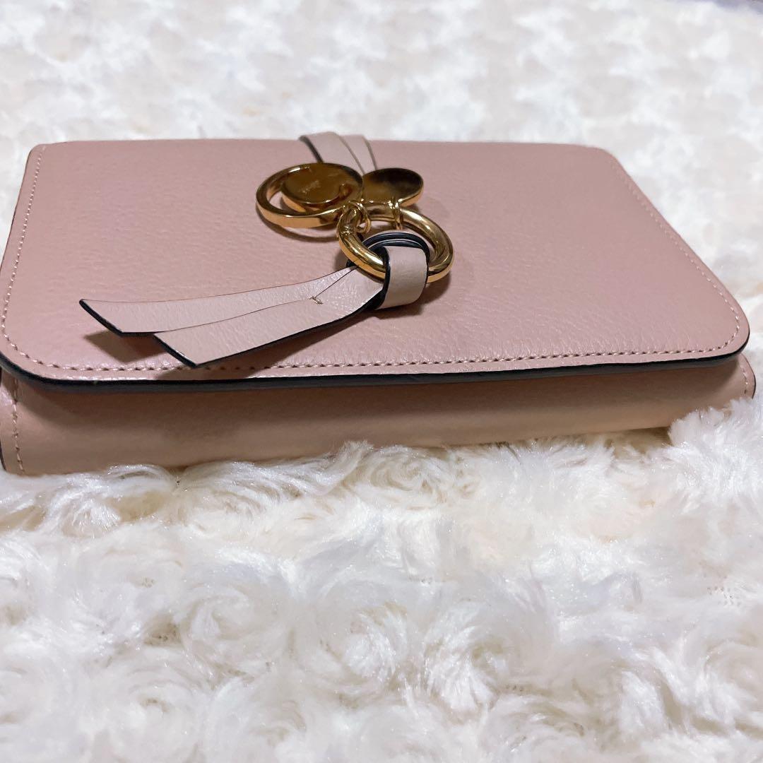 Chloeクロエ 三つ折り 財布 ピンク アルファベット レザー 財布 ブランド