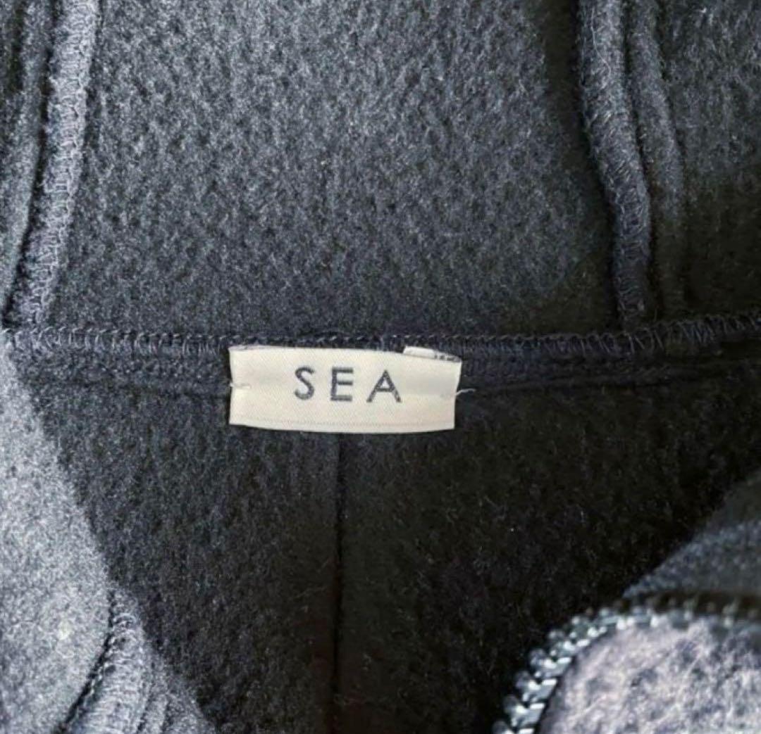SEA フリースパーカー