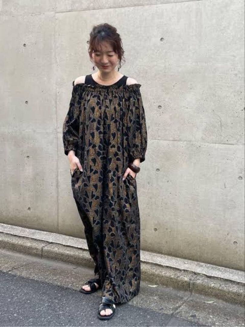 ROSBUD マグバイシー　ラメジャガード　オールインワン　ハート柄