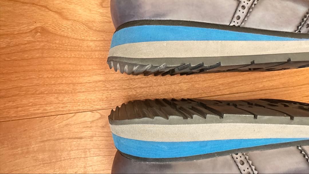 ム*ン様 【美品】PRADA ダークグレー ブローグシューズ 6.5 レザースニ