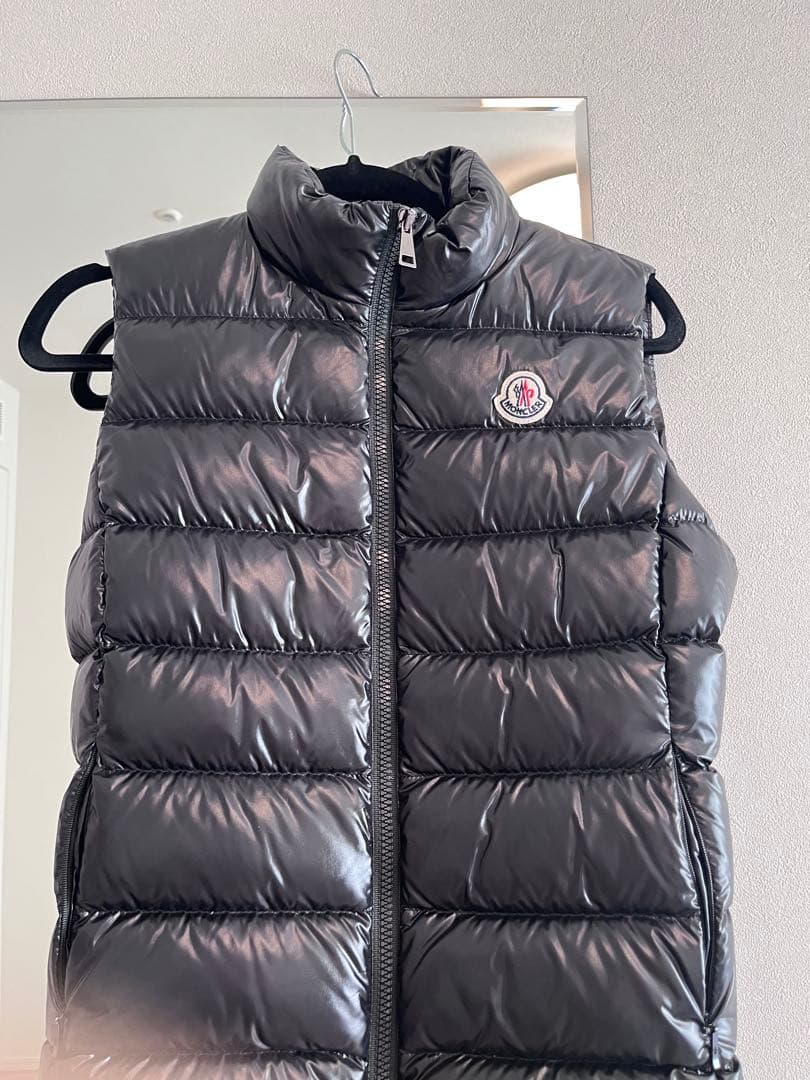 MONCLER 黒 ダウンベスト サイズTG1