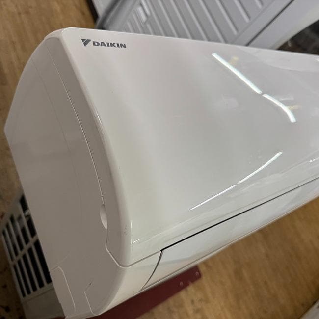 美品【 DAIKIN 】ダイキン おもに10畳用 ルームエアコンS28ZTES