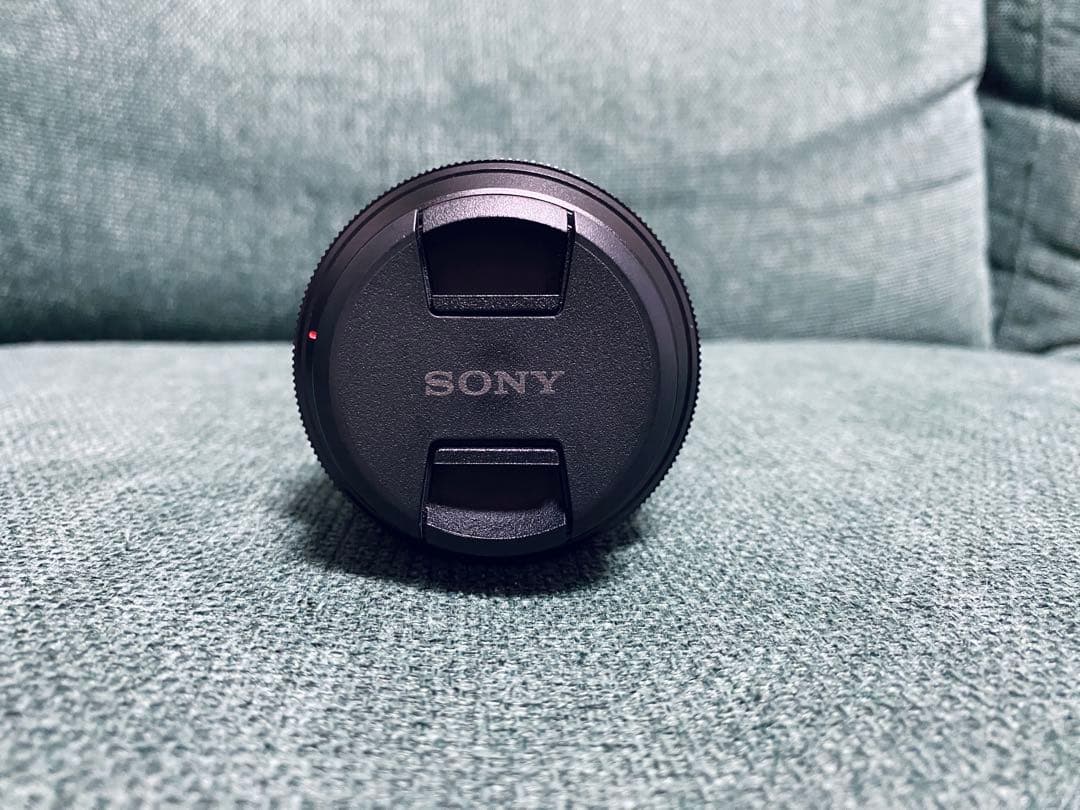 SONY 40mm F2.5 Gレンズ【スクエアフード付き】