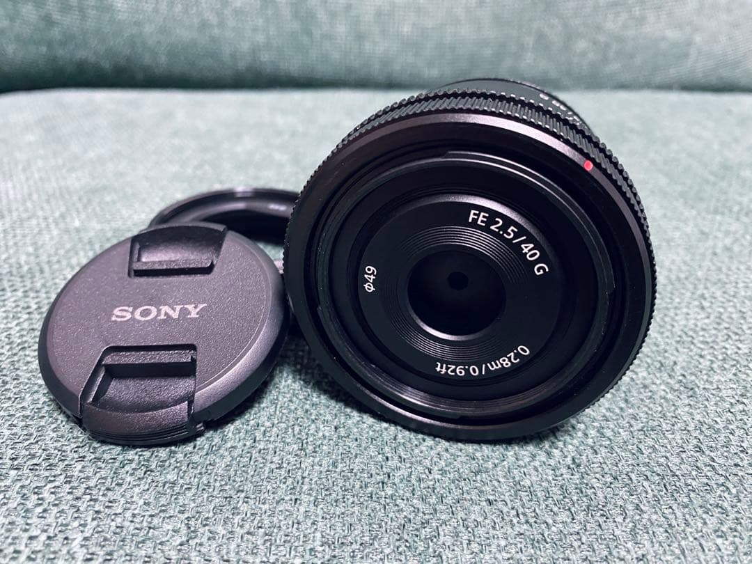 SONY 40mm F2.5 Gレンズ【スクエアフード付き】