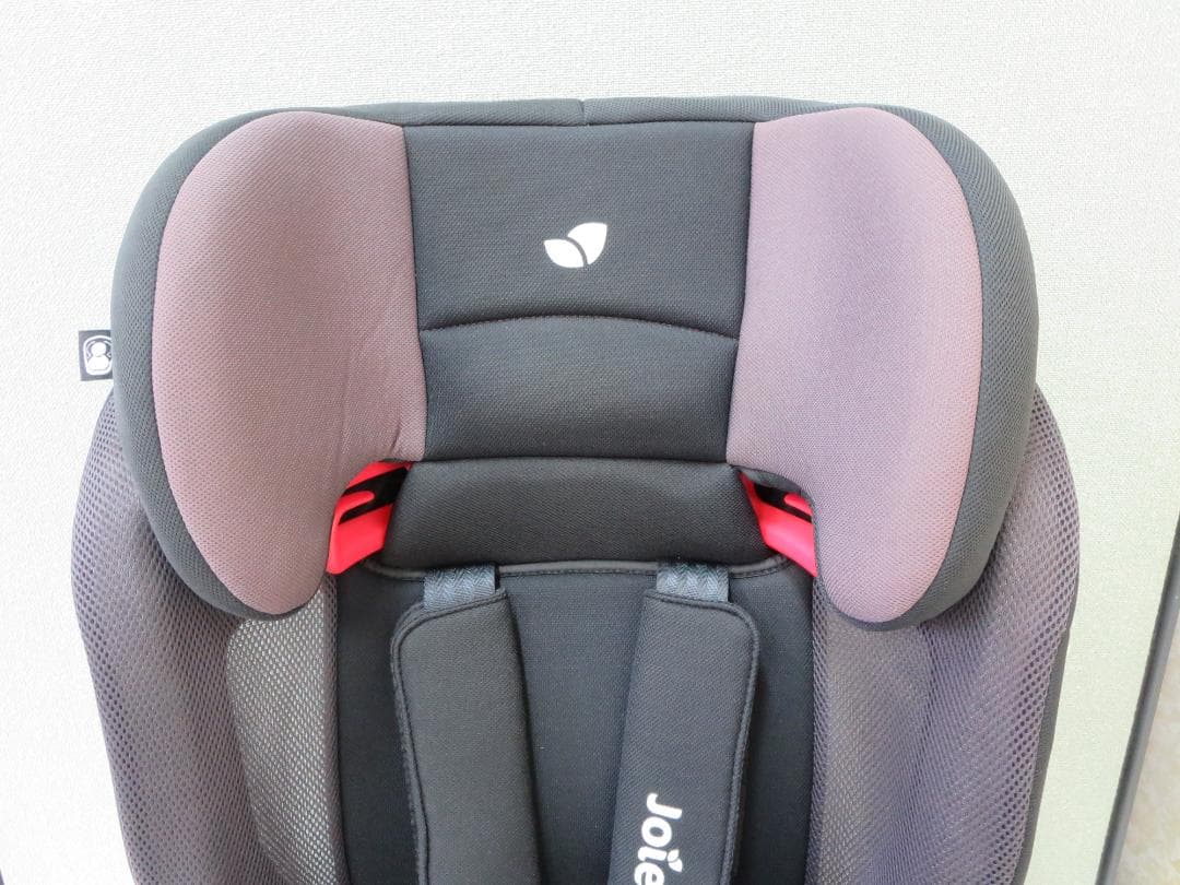 ジョイー　エレベート　ジュニアシート・チャイルドシート