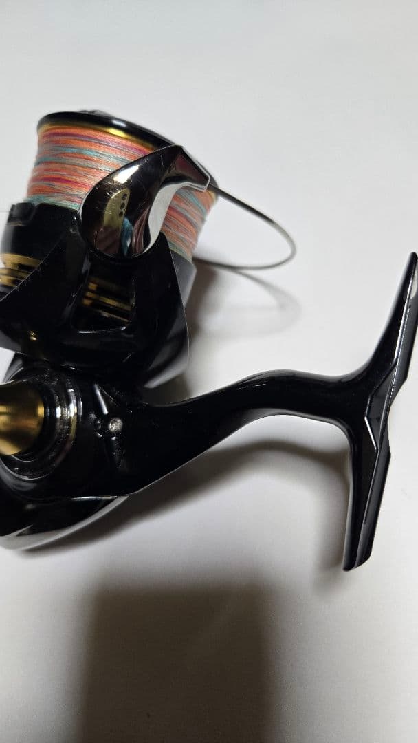 リール LEGALISLT4000-CXH