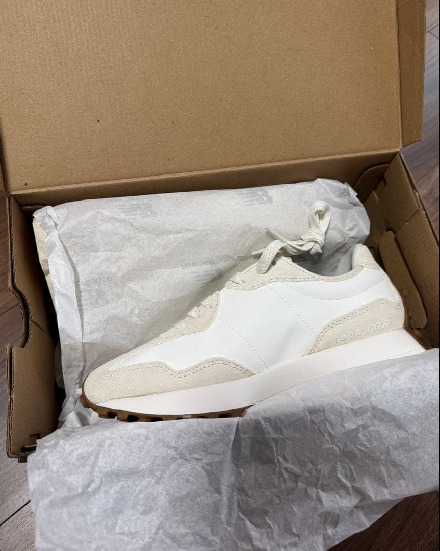 【新品未使用】ニューバランス 327 WS327NKD 24cm 箱付き