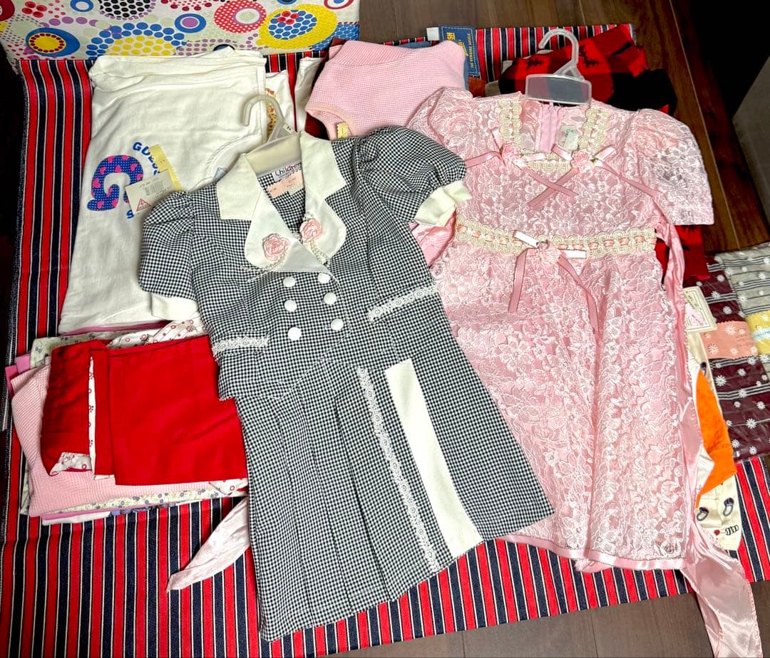 新品　海外ブランド女の子服（60〜130cm）40着　単価500円以下