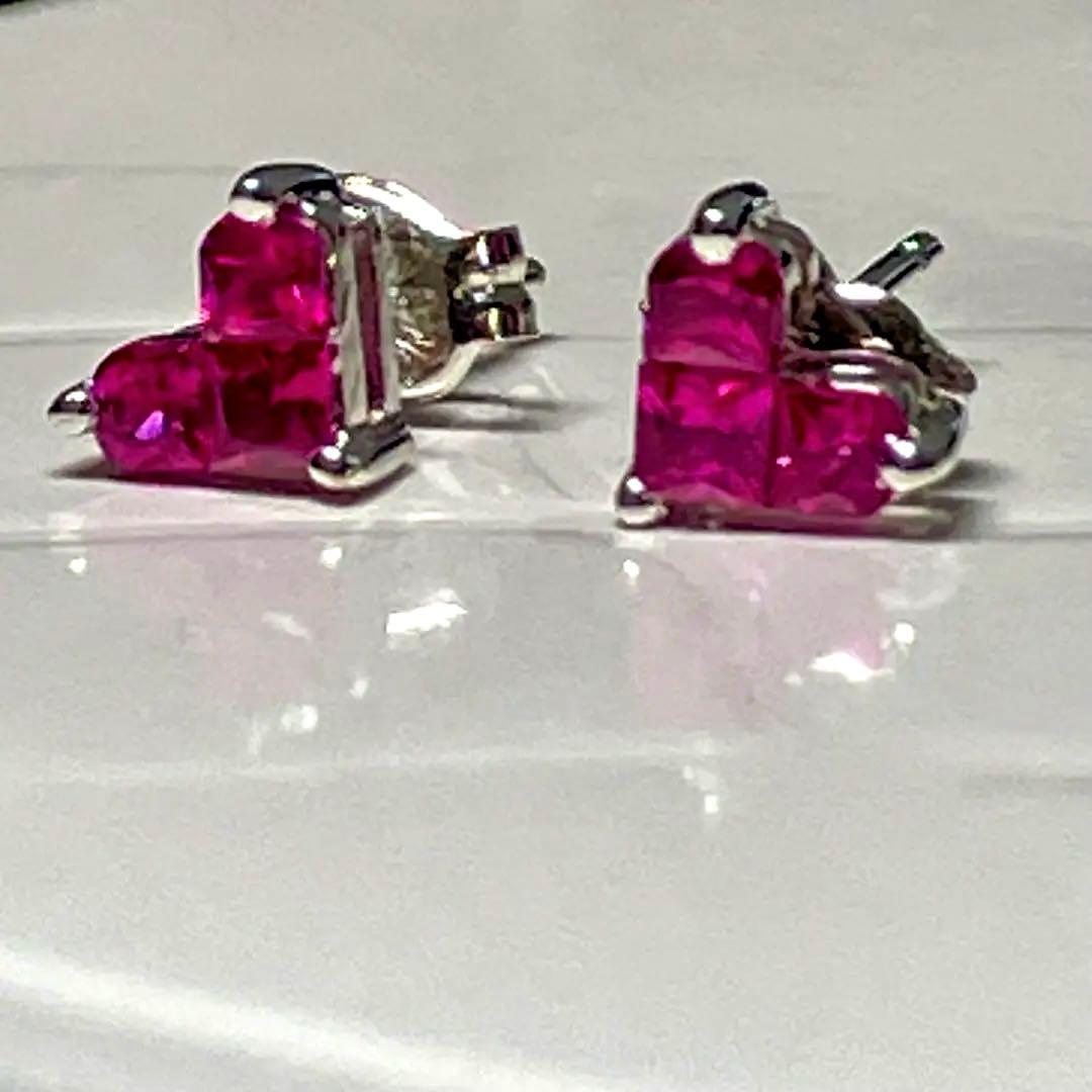 【ピニャコ様】K18 WG ミステリアスハート ルビー 0.36ct ピアス
