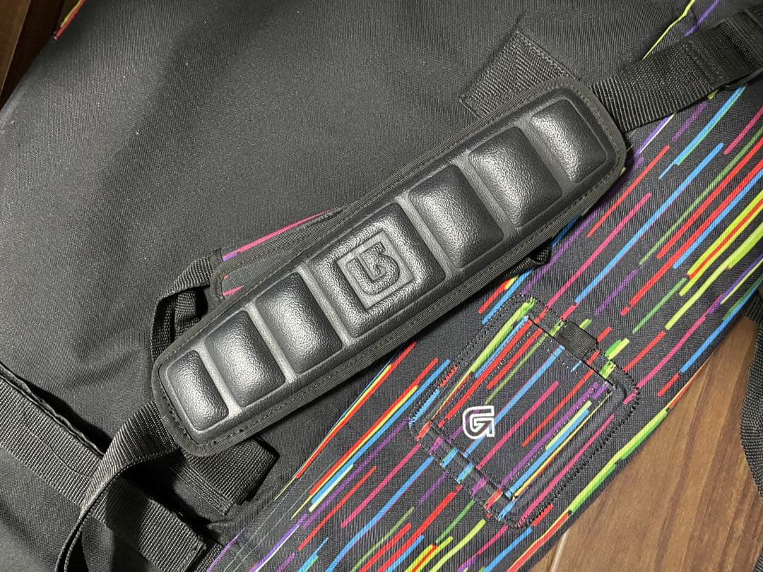 BURTON スノーボードバッグ カラフルストライプ