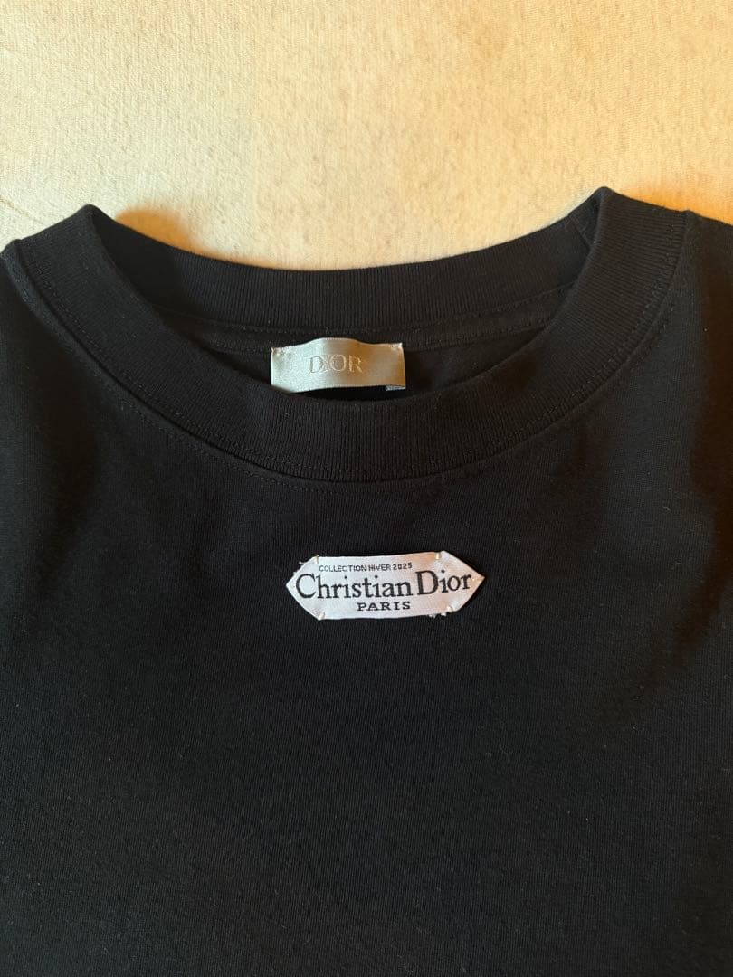 Dior ロゴ入り ブラック Tシャツ