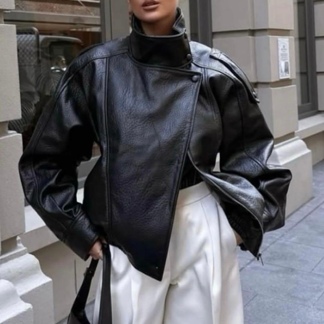 ZARA / フェイクレザージャケット　Sサイズ