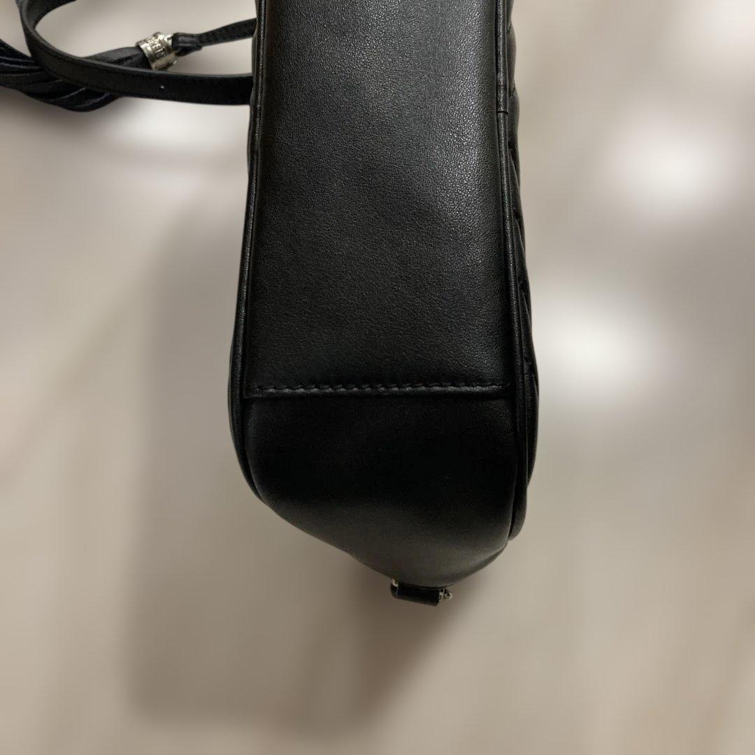 イブサンローランショルダーバッグ