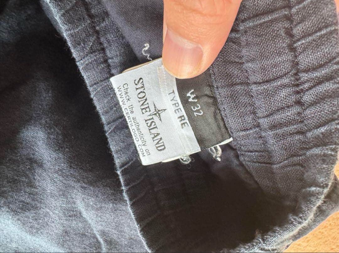 stone  ストーンアイランド　ハーフパンツ　ネイビー