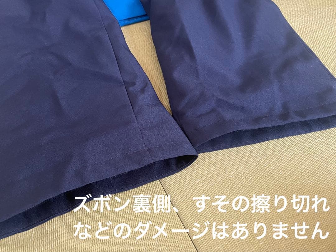 phenix(フェニックス)スキーウェア 子ども用 上着は赤青、パンツは紺色