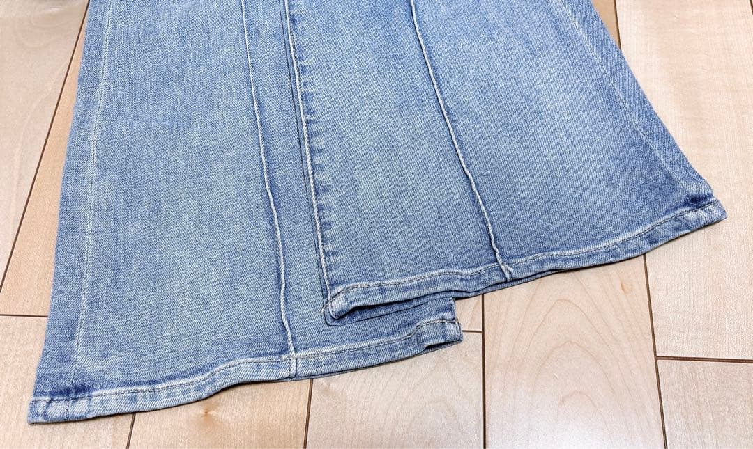 美品◎送料込み◎匿名配送◎ GYDA バックリボン デニムロンパース