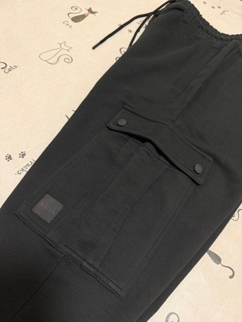 HUGO BOSS 新品未使用　メンズ　ジョガー　パンツM