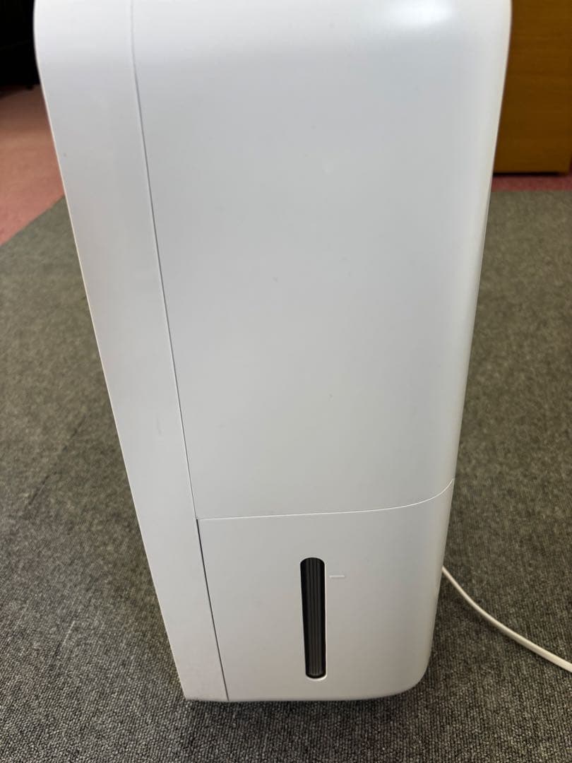 SHARP 除湿機 CV-L71-W 2021年製　取説あり