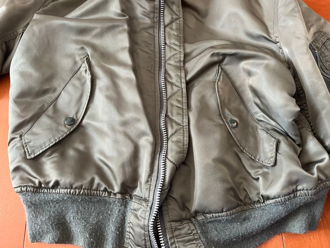 t*k様 70s中期モデル　MA1リバーシブル着用可能22.300→18.300