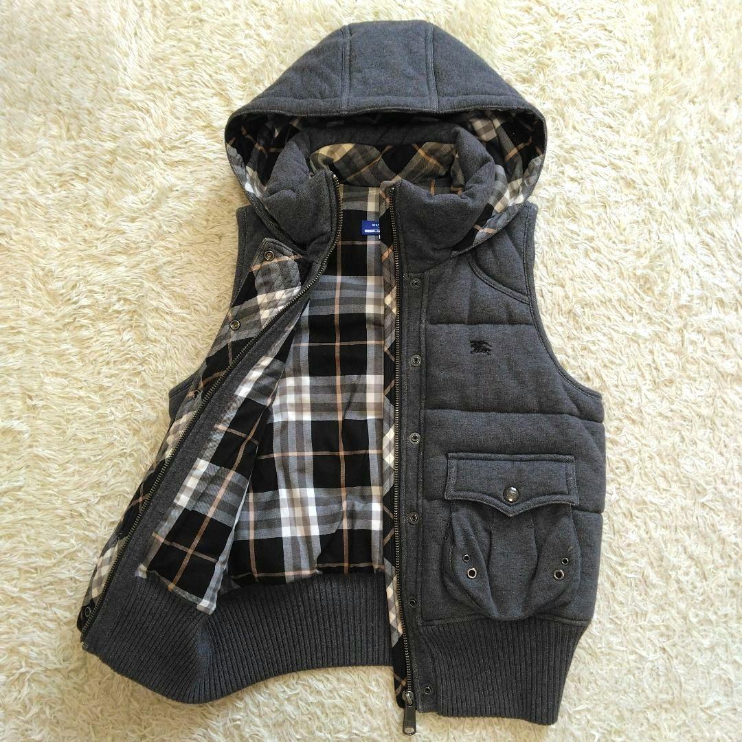 バーバリーブルーレーベル グレー フード付き ダウンベスト 裏地チェック 38