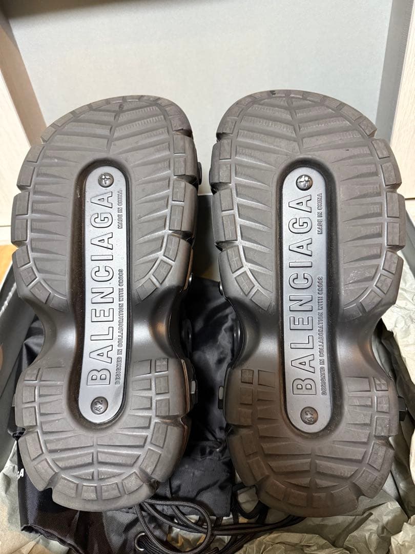 靴 BALENCIAGA Hard Crocs 42