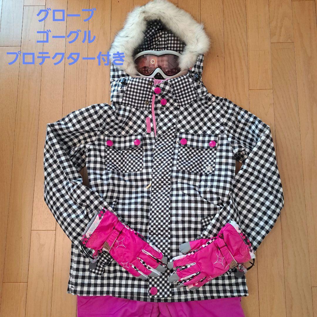 スノボーウェア上下　ゴーグル　手袋　プロテクター付き