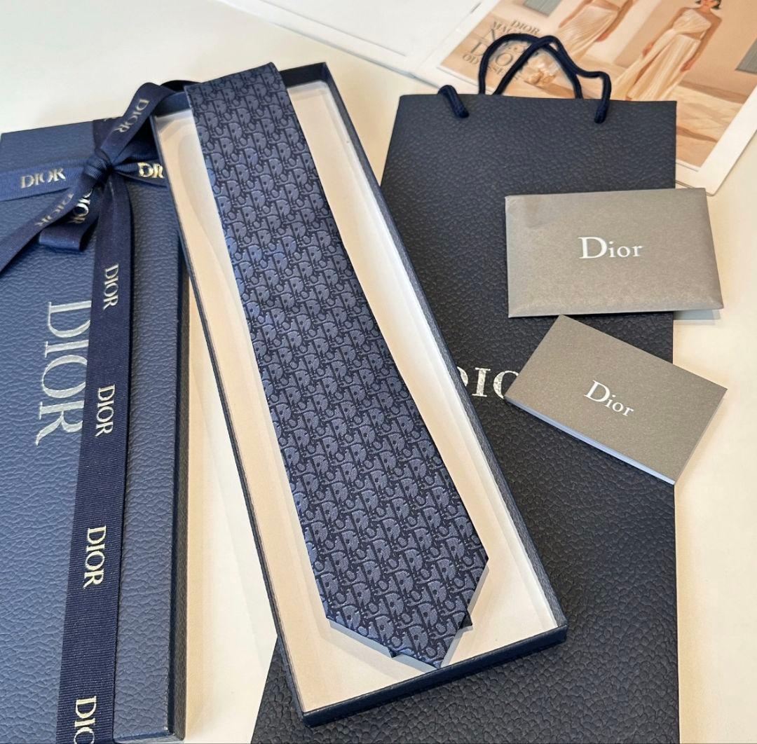 Dior ネクタイ ネイビー