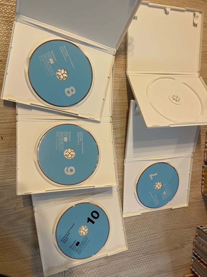 ワールドワイドキッズ イングリッシュ　DVD & CD