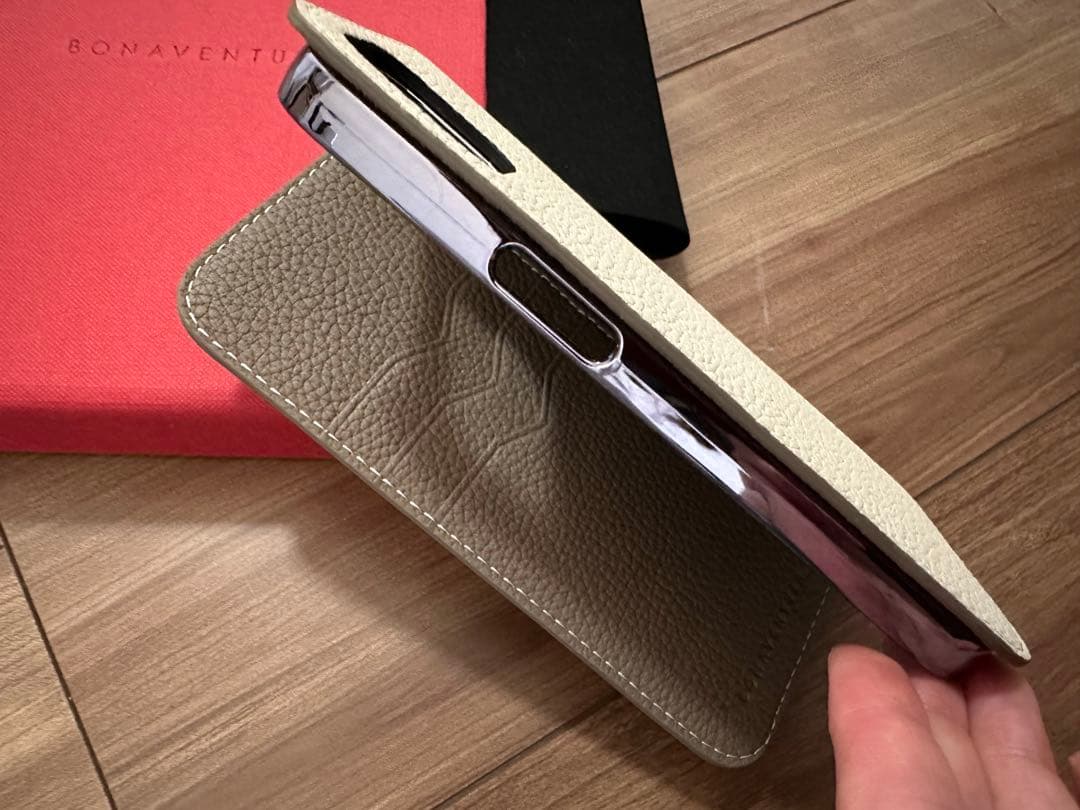 ✴︎新品未使用✴︎ボナヴェンチュラ✴︎iPhone 13