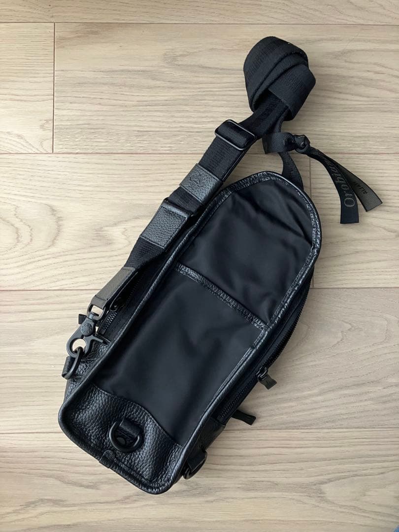 メンズ Orobiancoショルダーバッグ