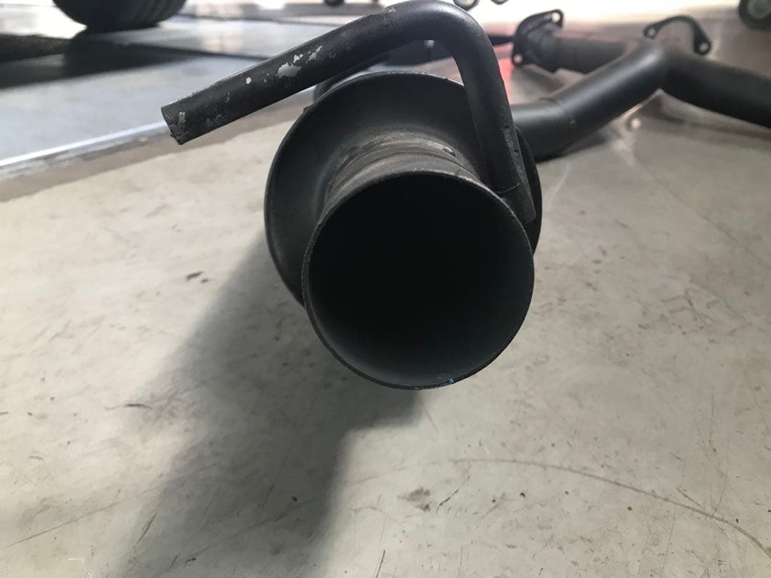 ダッジチャレンジャー　2015y ワンオフマフラー