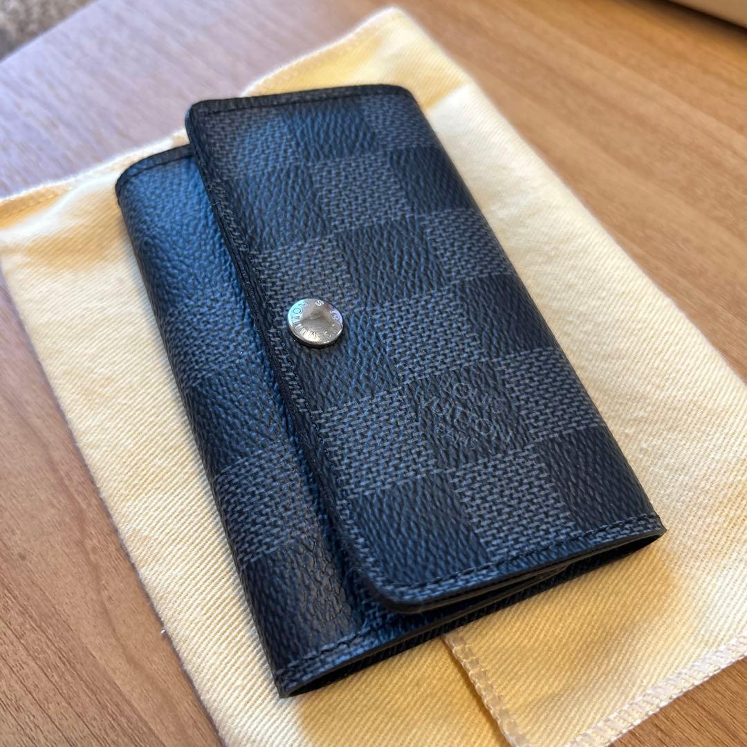 【新品、未使用】Louis Vuitton ダミエ・グラフィット キーケース
