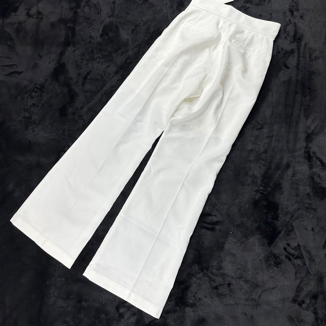 セルフォード✨タグ付新品未使用 ストレートパンツ ホワイト系 サイズ36
