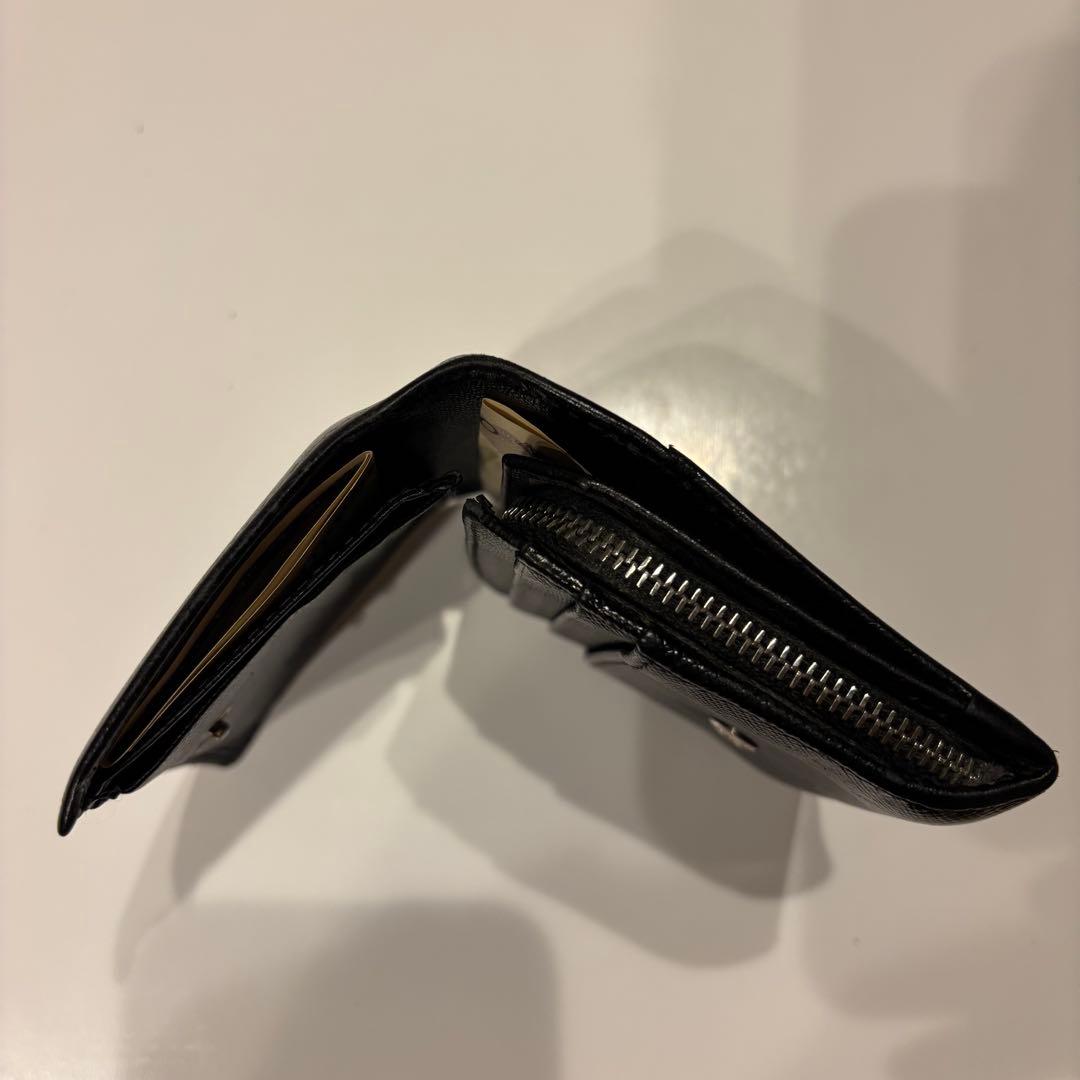 PRADA 二つ折り財布 コンパクトウォレット サフィアーノトライアングル 黒