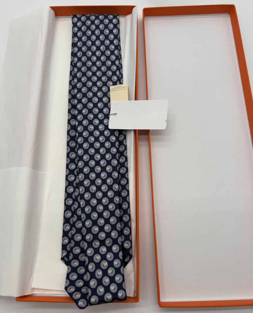 A*C様 【新品/未使用】HERMES ネイビー 円形模様 ネクタイ
