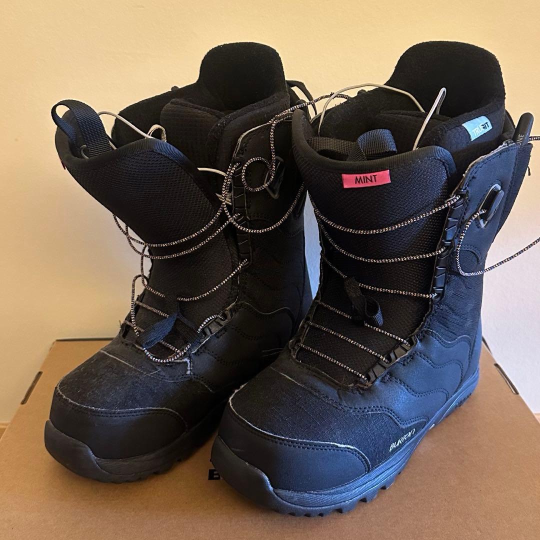 Burton 女性用スノーボードブーツ
