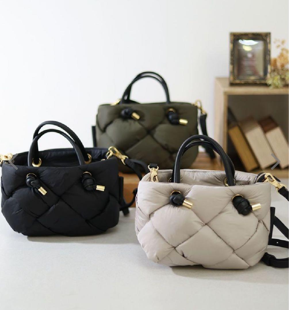 ヴィオラドーロ　ハンドバッグ