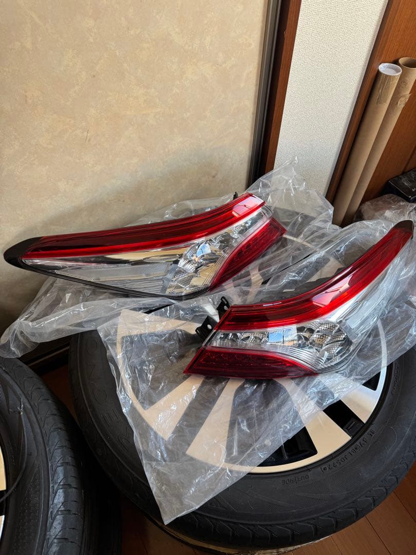 70カムリ 純正テールランプセット