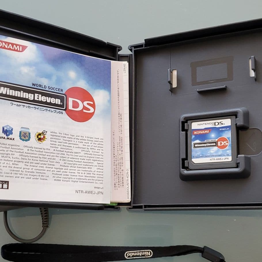 ワールドサッカーウィニングイレブンDSLite ジェットブラック