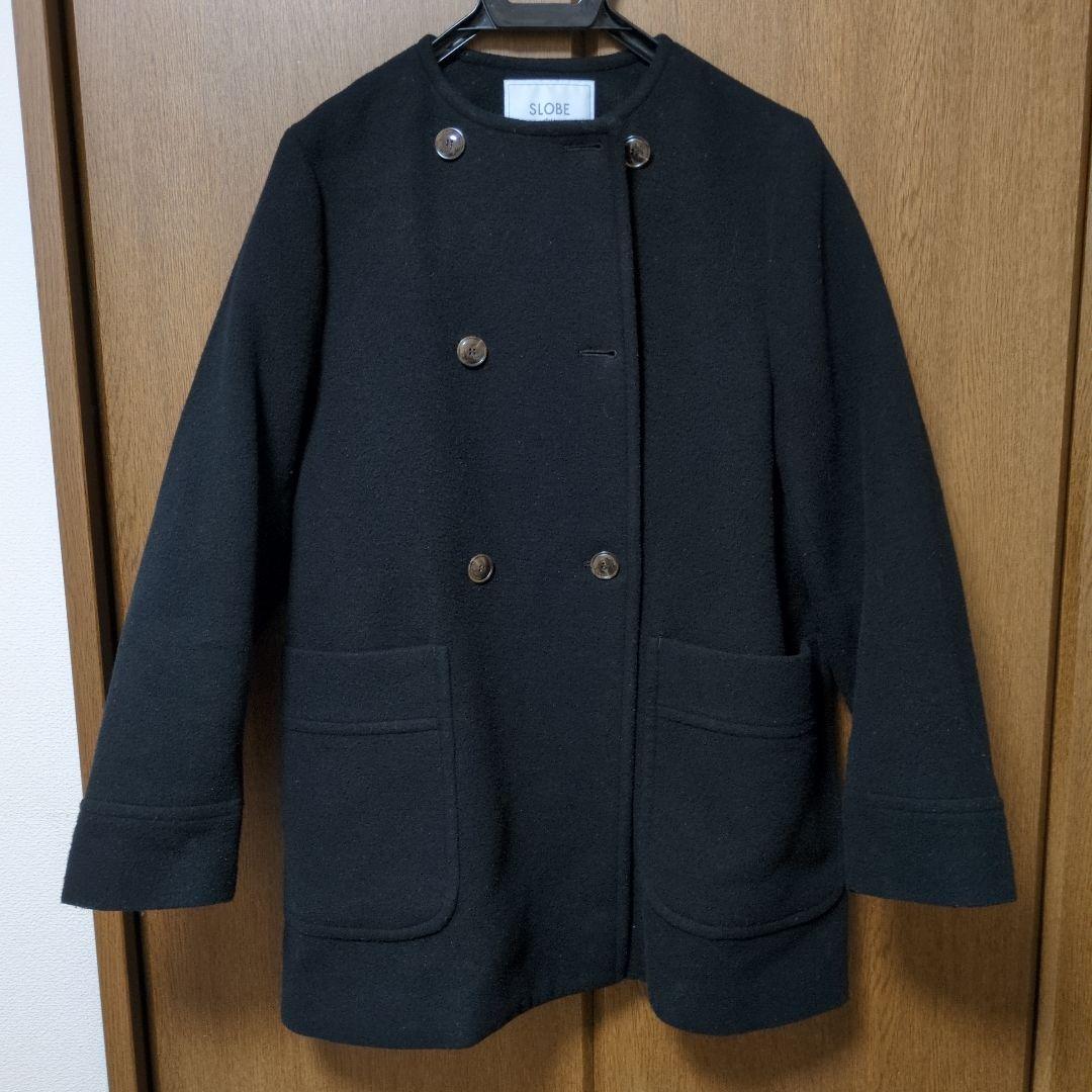 ダブルクロスシャルム ダブルボタンノーカラーショートコート　スローブイエナ