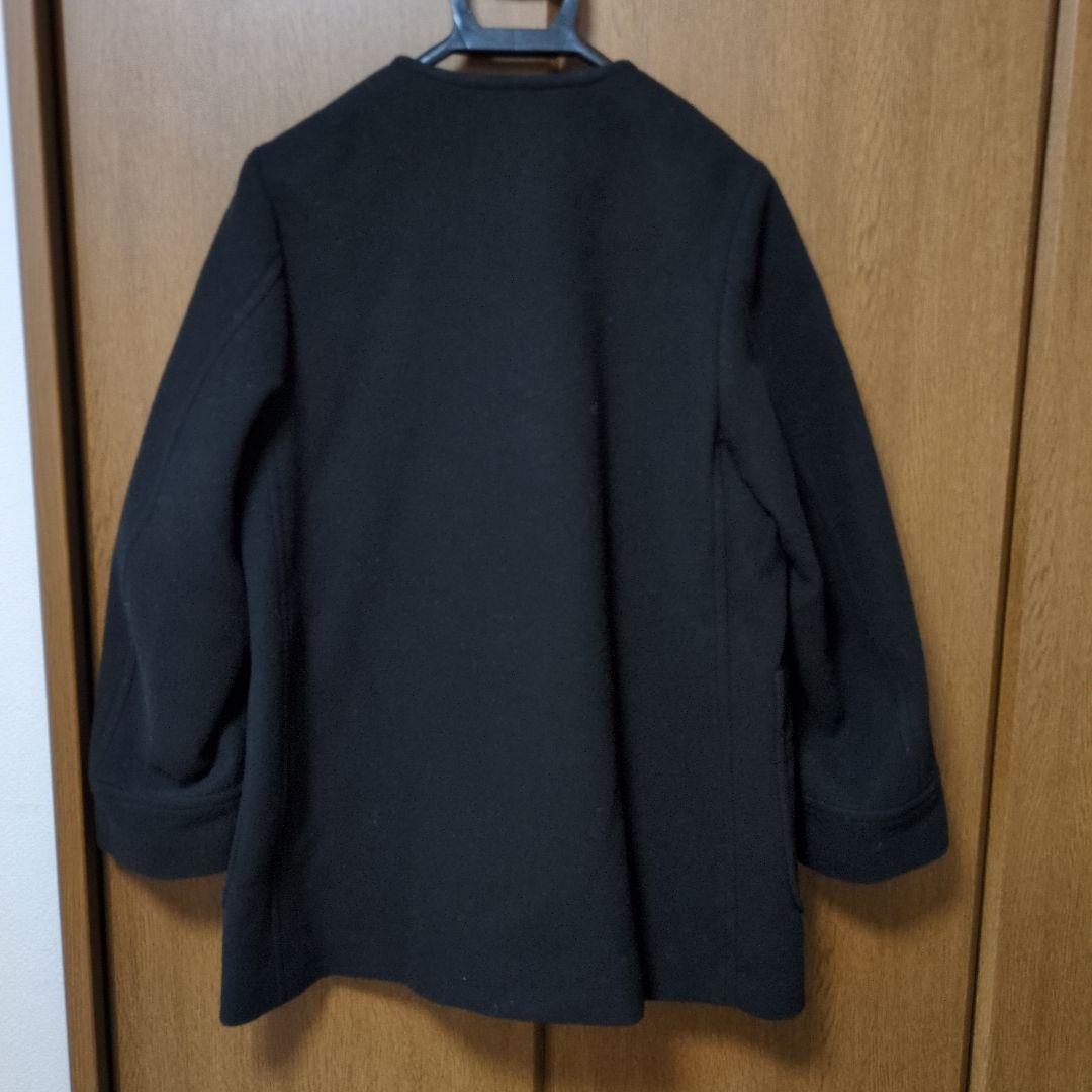 ダブルクロスシャルム ダブルボタンノーカラーショートコート　スローブイエナ