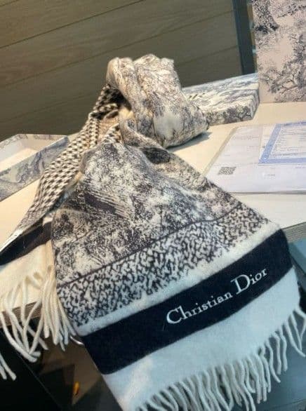 ディオール　マフラー　200×70cm