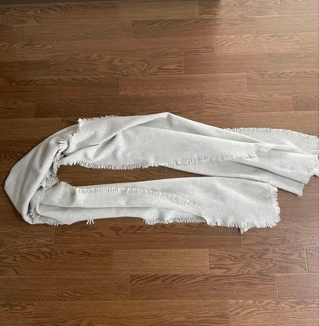 アソースメレ/ホワイトグレー/ウルトラファインラムミニバスケットストール