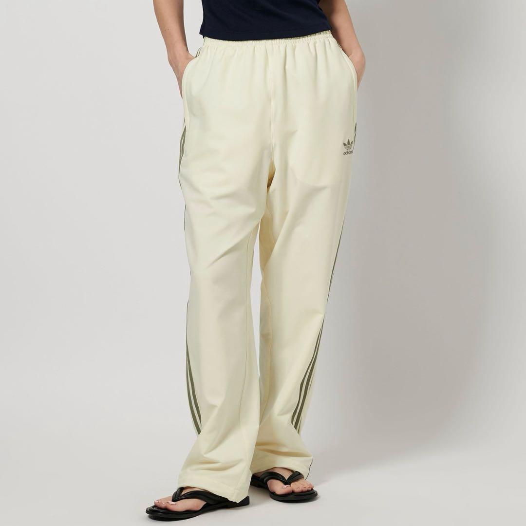 adidas originals トラックパンツ