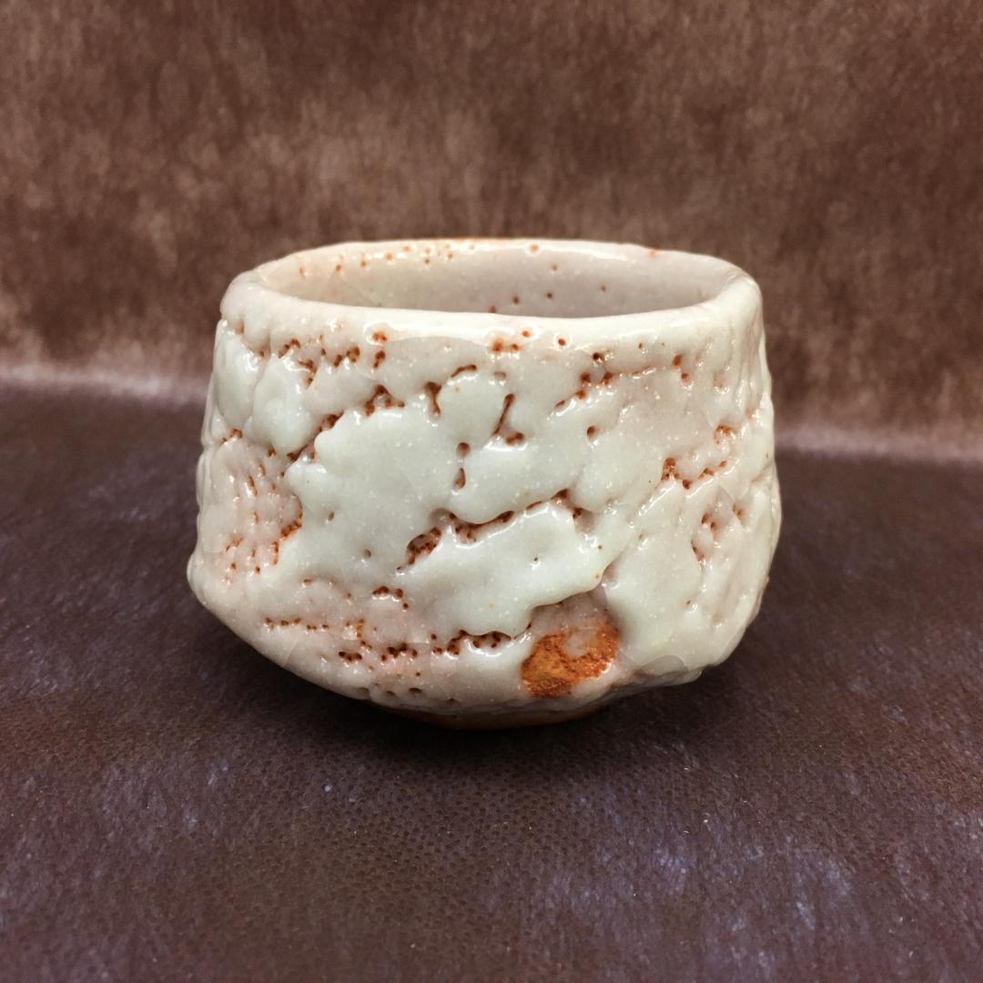 ケ*ム様 S203　　美濃焼　志野ぐい呑み　【玉置保夫】　共箱