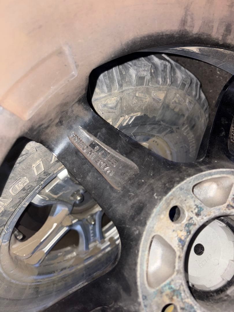 CLEAVE ホイール　18インチ二本