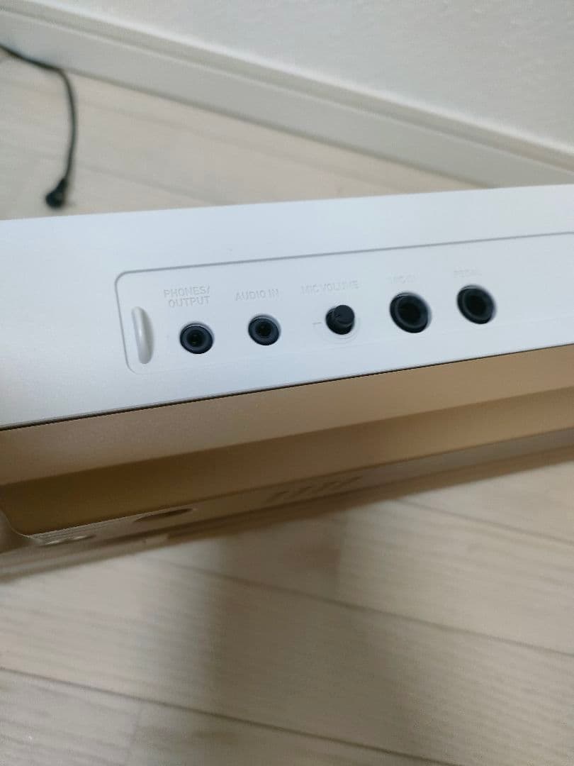 カシオ　電子キーボード　LK-526 2022年製