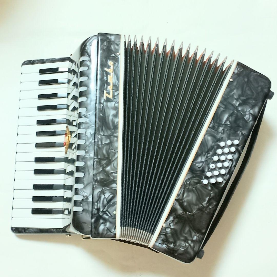 TOMBO　No.181　30鍵 18ベース　アコーディオン　レトロシルバー