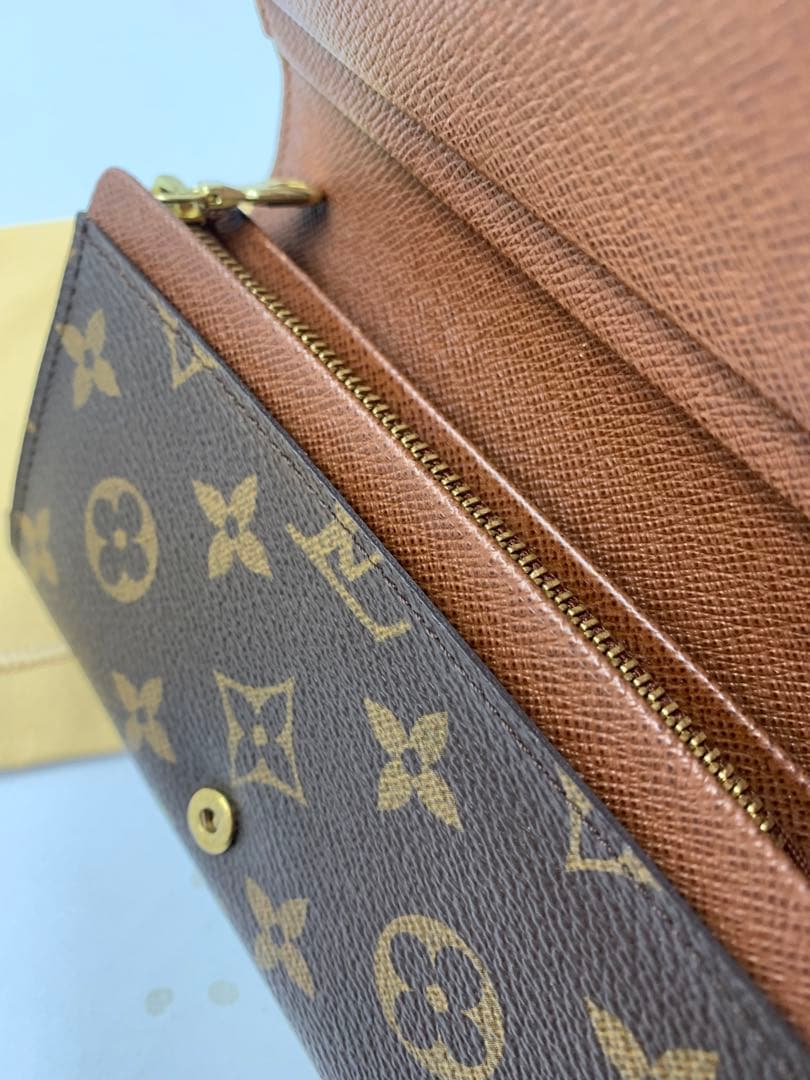 ルイヴィトン　モノグラム　ポルトモネビエ　トレゾール　二つ折り　L字ジップ